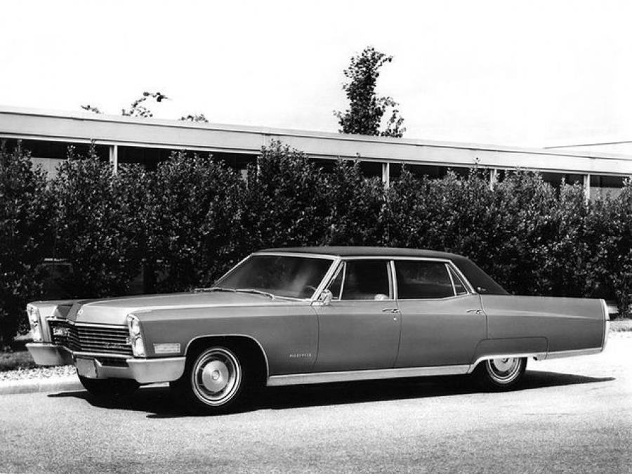  Cadillac Fleetwood Sixty Special Brougham 1967 года  (фото 2 из 2)